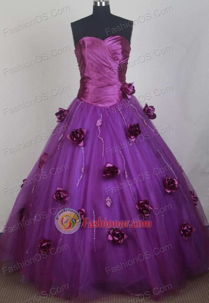 Romantic Ball Gown Sweetheart Neck Floor-length Vintage Quinceanera Dress LZ426047