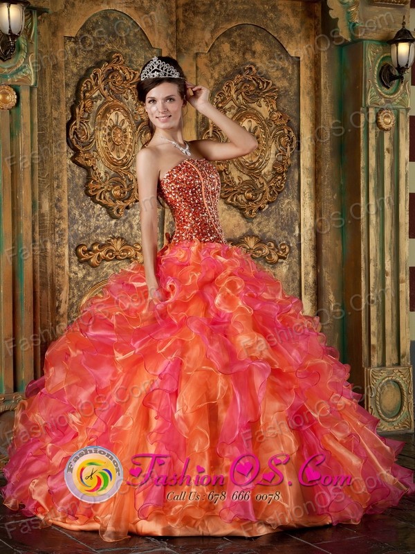 Machala  Ecuador Multi-Color Sweet sixteen Dress For Winter Beading and Ruffles Decorate Bodice Strapless The Brand New Style Organza Ball Gown Style QDZY251FOR