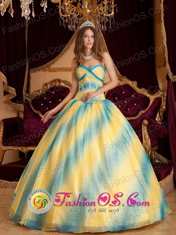 2013 Quinceanera Dress Ombre Color Sweetheart Beading Decorate Organza Ball Gown in   Prin zapolka Nicaragua  Style QDZY066FOR