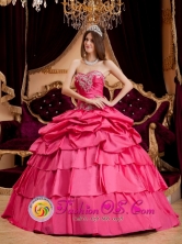 Las Tunas Cuba Stylish Pretty Hot Pink Appliques Sweet sixteen Dress With Ruffles Sweetheart Ball Gown  For Winter Style QDZY154FOR