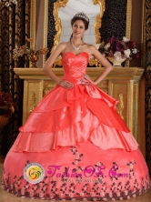 Watermelon Red For Affordable Appliques And Ruffles Decorate Sweetheart Quinceanera Dress  IN Santa Ana   El Salvador Style QDZY199FOR 