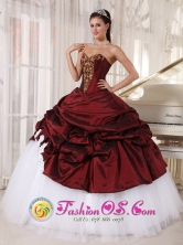 White 2013 Quinceanera Dress Taffeta and Tulle Appliques Burgundy For Graduation Sweetheart Ball Gown in Conchagua  El Salvador  Style PDZY316FOR