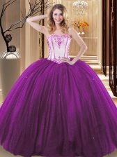 Luxury Sleeveless Embroidery Lace Up Quinceanera Gown