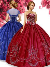  Sleeveless Lace Up Floor Length Embroidery Ball Gown Prom Dress