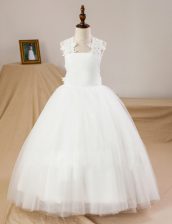  Sleeveless Criss Cross Floor Length Lace and Appliques Flower Girl Dresses for Less