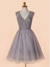 Elegant Grey A-line Sequins Prom Dress Zipper Organza Sleeveless Knee Length