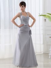  Halter Top Sleeveless Prom Dresses Floor Length Beading and Ruching Grey Satin