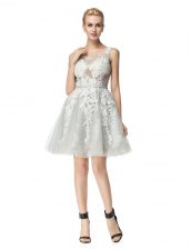  Scoop Sleeveless Lace Knee Length Lace Up Prom Party Dress in Silver with Lace