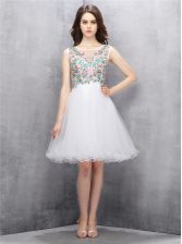  Scoop Sleeveless Tulle Knee Length Zipper Prom Evening Gown in White with Beading and Embroidery