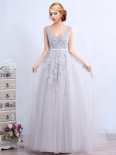  Sleeveless Brush Train Appliques and Belt Backless Prom Evening Gown