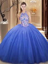 Romantic V-neck Sleeveless Tulle Quinceanera Gown Lace and Appliques Lace Up