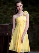 Romantic Yellow Empire One Shoulder Sleeveless Satin Mini Length Zipper Hand Made Flower Dress for Prom