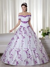  Embroidery Quinceanera Gown White Lace Up Short Sleeves Floor Length
