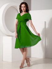  Chiffon Short Sleeves Knee Length Dress for Prom and Ruching
