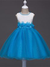 Fantastic Baby Blue Ball Gowns Scoop Sleeveless Tulle Knee Length Zipper Lace and Hand Made Flower Flower Girl Dress