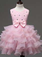  Knee Length Zipper Little Girl Pageant Dress Baby Pink for Wedding Party with Lace and Ruffled Layers and Bowknot