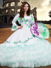  Long Sleeves Embroidery and Ruffled Layers Lace Up Vestidos de Quinceanera