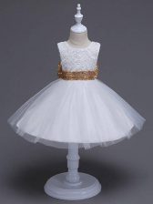  White Ball Gowns Scoop Sleeveless Tulle Knee Length Zipper Lace and Bowknot Casual Dresses