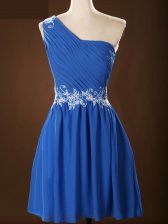 Cheap Blue Empire Chiffon One Shoulder Sleeveless Appliques and Ruching Mini Length Zipper Dama Dress for Quinceanera