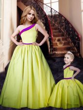  Yellow Satin Lace Up Dress for Prom Sleeveless Floor Length Ruching