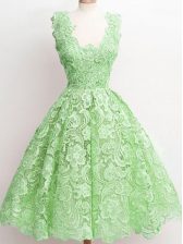  Lace Sleeveless Knee Length Quinceanera Court Dresses and Lace