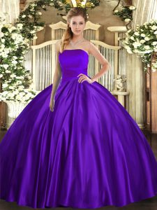 Cute Strapless Sleeveless Satin Quinceanera Gowns Ruching Lace Up