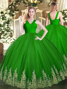  Green Ball Gowns V-neck Sleeveless Tulle Floor Length Zipper Appliques Quinceanera Gowns