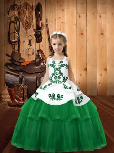 Trendy Sleeveless Embroidery Lace Up Little Girl Pageant Gowns