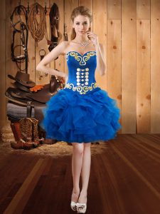Exceptional Royal Blue Ball Gowns Sweetheart Sleeveless Organza Mini Length Lace Up Embroidery and Ruffles Prom Evening Gown