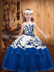 New Arrival Embroidery Girls Pageant Dresses Blue Lace Up Sleeveless Floor Length
