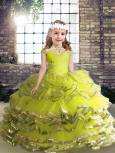 Simple Sleeveless Organza Floor Length Lace Up Little Girl Pageant Gowns in Yellow Green with Beading and Ruffles