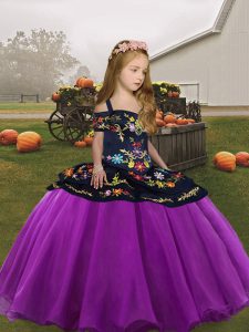 Unique Purple Little Girls Pageant Dress Wholesale Party and Wedding Party with Embroidery Straps Sleeveless Lace Up