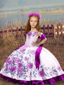 Latest Sleeveless Floor Length Embroidery Lace Up Pageant Gowns For Girls with White