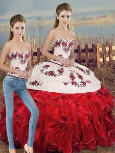 Custom Designed White And Red Two Pieces Sweetheart Sleeveless Organza Floor Length Lace Up Embroidery and Ruffles and Bowknot Vestidos de Quinceanera