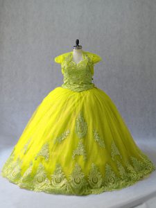 Exquisite Yellow Green Sleeveless Appliques Lace Up Quinceanera Gown