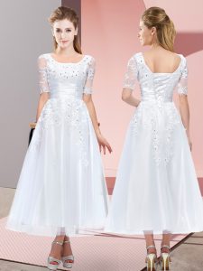  White Short Sleeves Beading and Lace Tea Length Dama Dress for Quinceanera