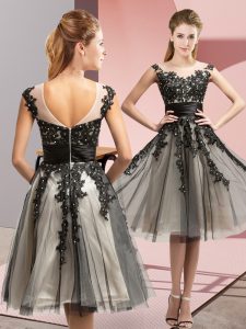 Customized Black Scoop Neckline Beading and Lace Quinceanera Dama Dress Sleeveless Zipper