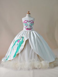 Fantastic Lace Up Pageant Gowns For Girls Champagne for Wedding Party with Embroidery Sweep Train