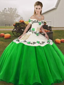 Sleeveless Lace Up Floor Length Embroidery Quinceanera Dress