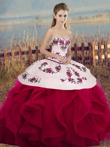 Traditional White And Red Ball Gowns Tulle Sweetheart Sleeveless Embroidery and Ruffles and Bowknot Floor Length Lace Up Sweet 16 Quinceanera Dress