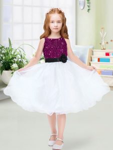  White A-line Scoop Sleeveless Organza Knee Length Zipper Sequins and Hand Made Flower Flower Girl Dress