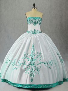 White Sleeveless Embroidery Floor Length Sweet 16 Dresses