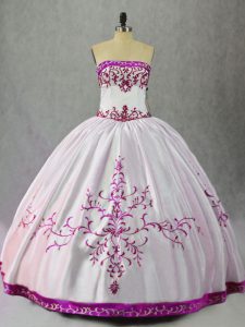 Custom Made Strapless Sleeveless Lace Up Sweet 16 Quinceanera Dress White And Purple Taffeta