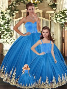  Blue Tulle Lace Up Sweetheart Sleeveless Floor Length Quinceanera Gown Embroidery