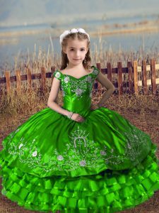  Sleeveless Satin and Organza Floor Length Lace Up Little Girls Pageant Dress Wholesale in Green with Embroidery and Ruffled Layers