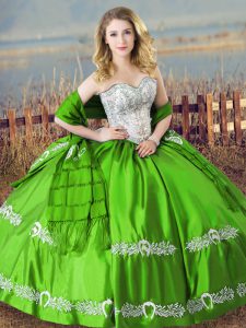  Green Satin Lace Up Sweetheart Sleeveless Floor Length Sweet 16 Dresses Beading and Embroidery
