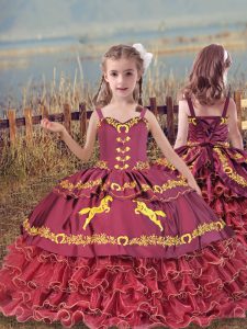  Organza Straps Sleeveless Lace Up Beading and Embroidery and Ruffled Layers Little Girls Pageant Gowns in Wine Red