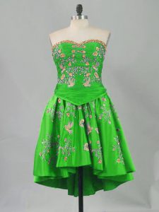  Sleeveless Embroidery Mini Length Homecoming Dress