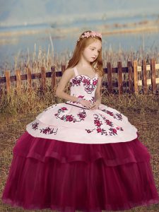 Customized Straps Sleeveless Tulle Pageant Gowns For Girls Embroidery Side Zipper