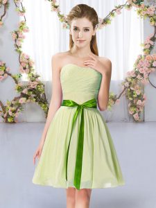  Yellow Green Sleeveless Mini Length Belt Lace Up Court Dresses for Sweet 16